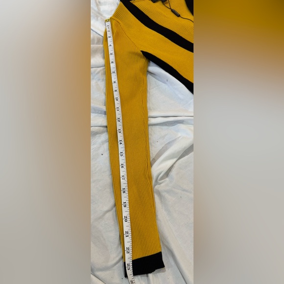 Yellow and Black Ribbed Knit Body-Con Long Sleeve Mini Dress (Size M) - Picture 10 of 13